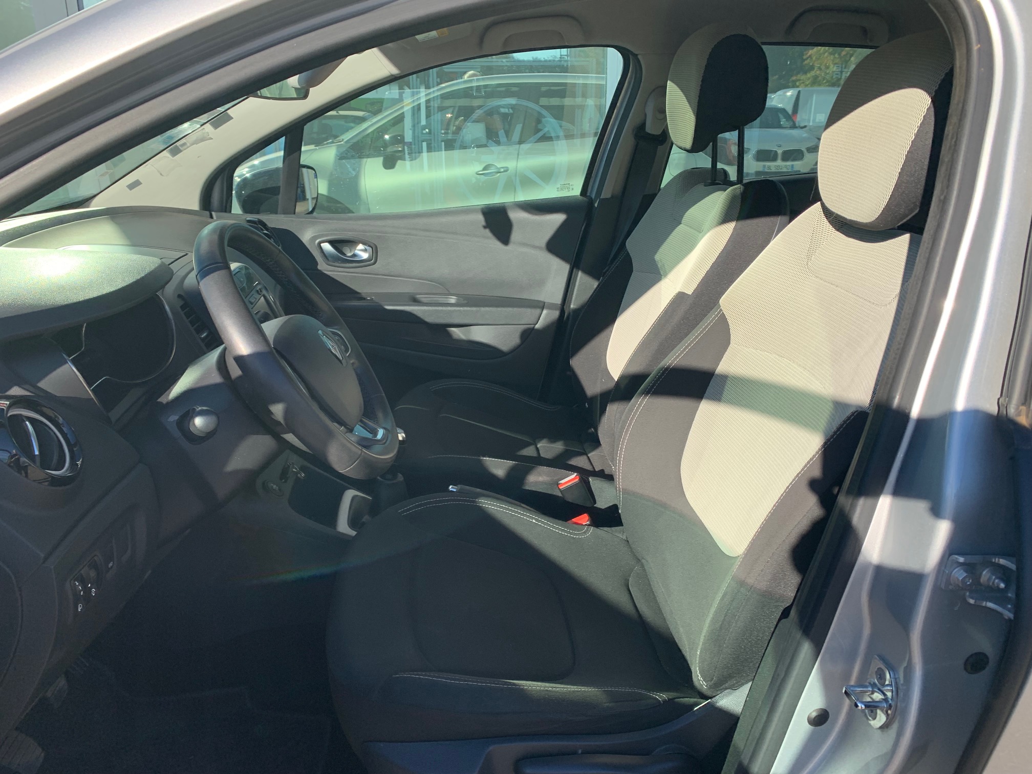 Renault CAPTUR 1.5 DCI 90 BUSINESS occasion Dijon - photo 7