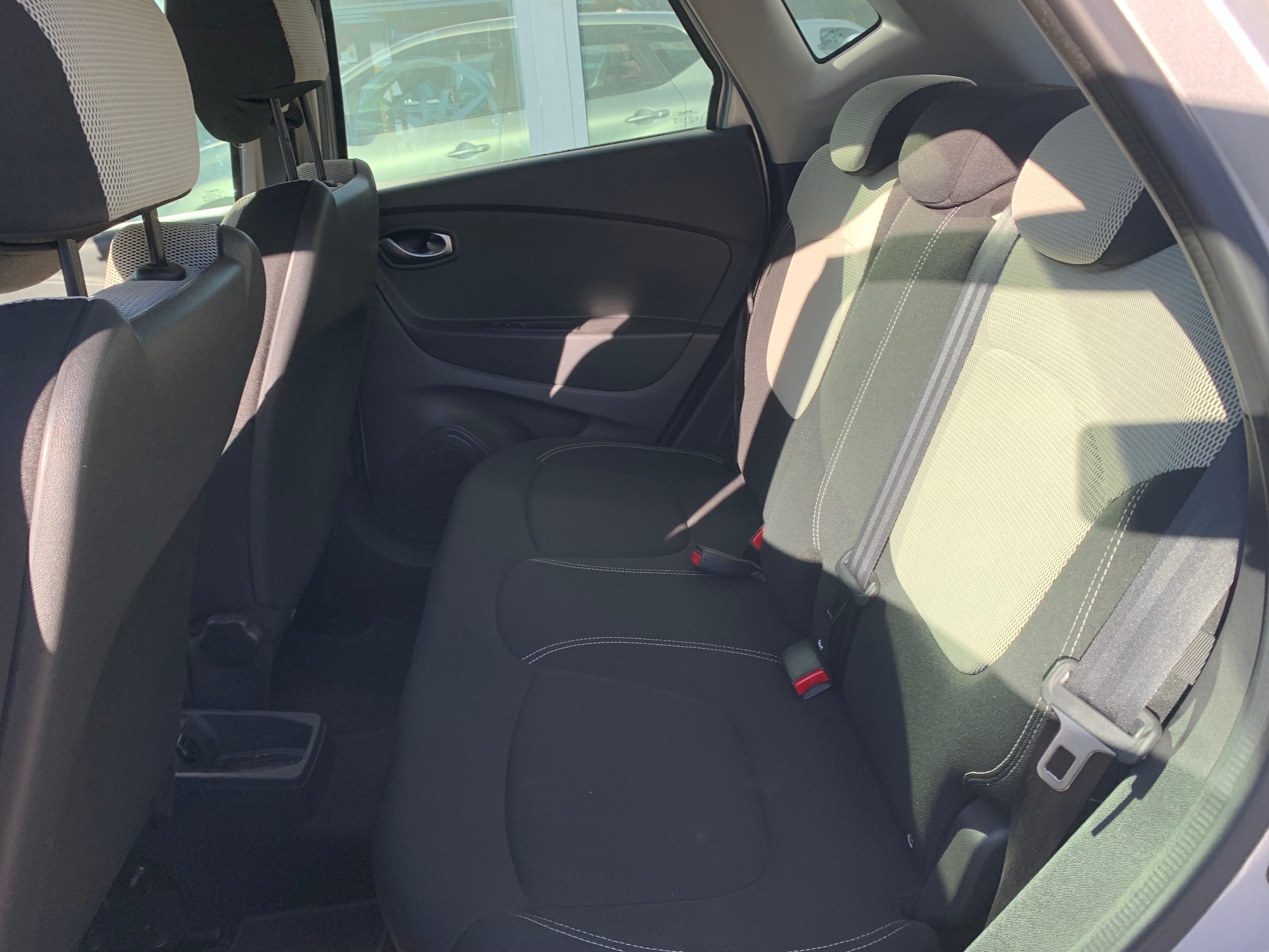 Renault CAPTUR 1.5 DCI 90 BUSINESS occasion Dijon - photo 9