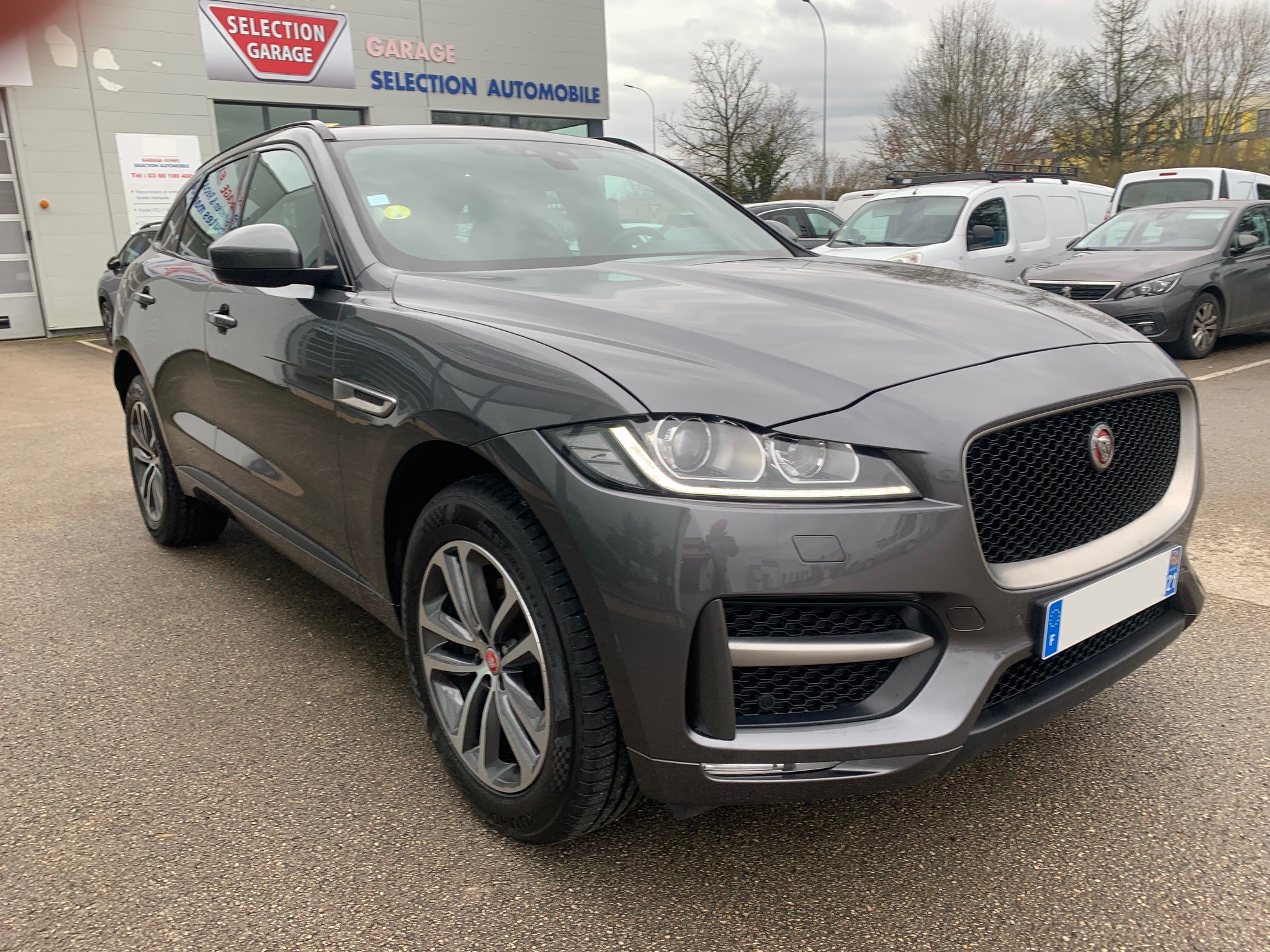 2.0 d180 BVA8 R SPORT AWD 5600 € OPTIONS